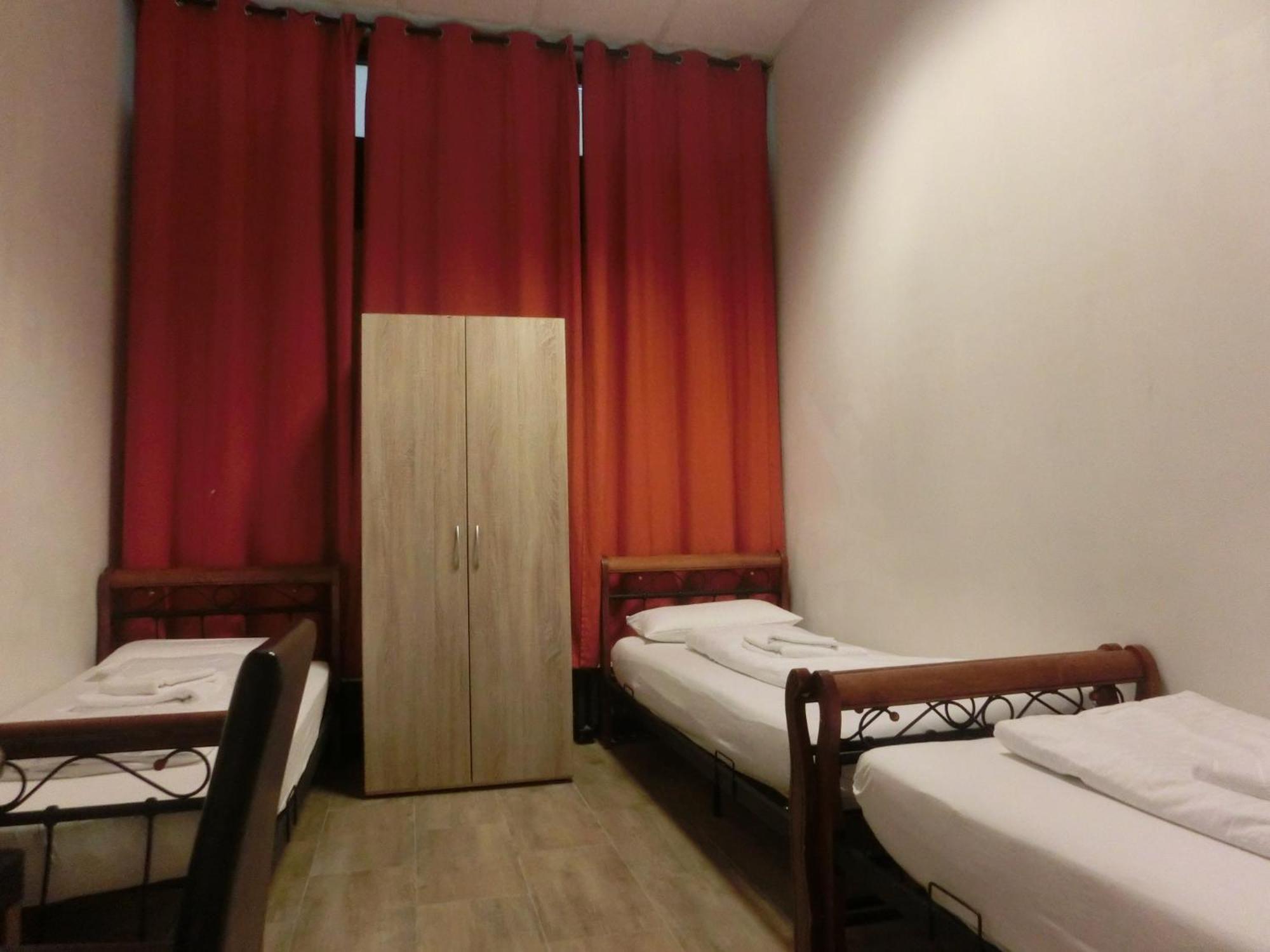 Pension Stadtpark Гамбург Экстерьер фото